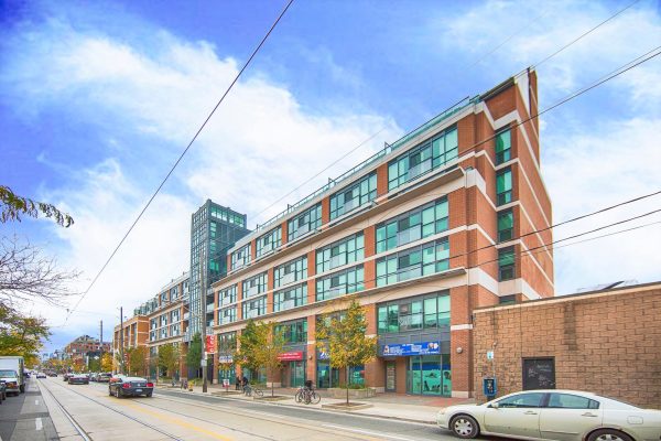 01_1169-1171QueenStreetWest_Bohemian_Embassy_Condos_Exterior-2000-1